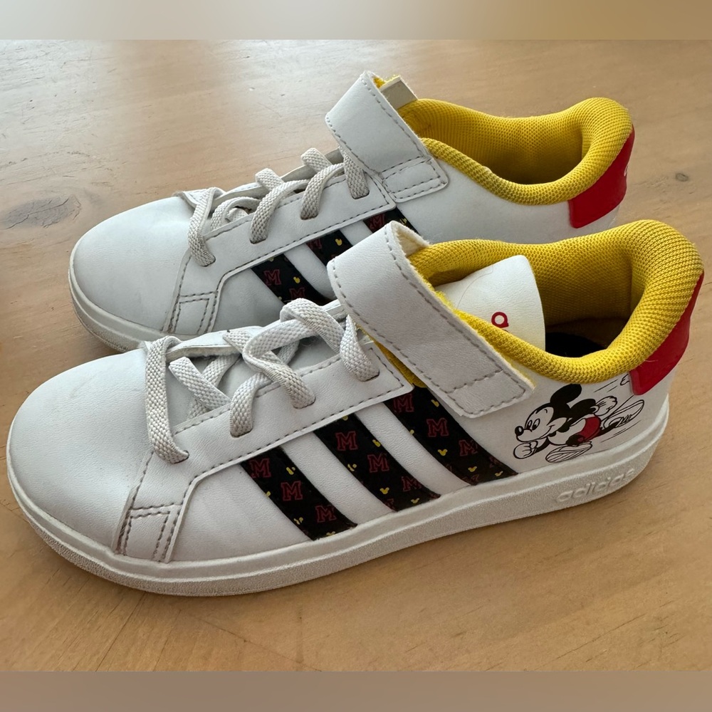 Adidas Mickey Mouse size 13